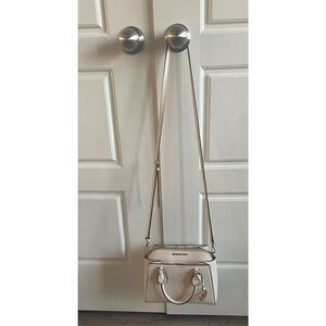 Michael Kors Daria Light Cream Leather 21n1 Satchel Crossbody